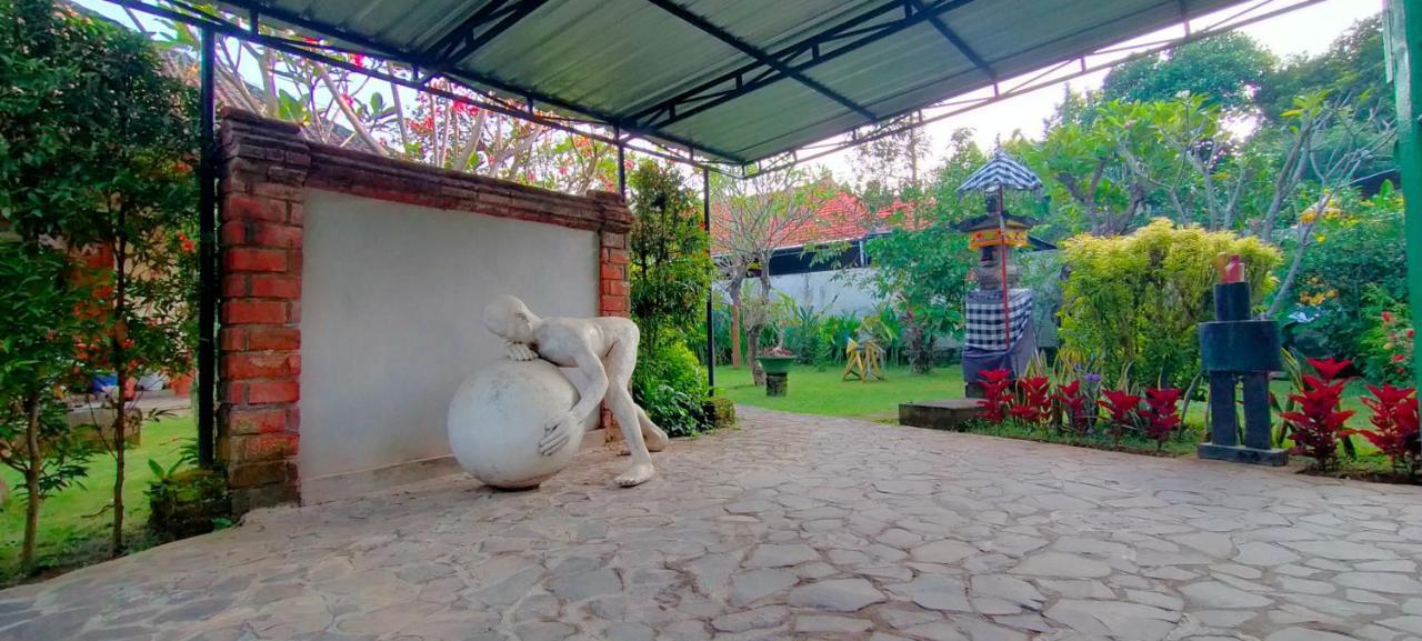 Tunjung Guest House Lovina Beach Buleleng  ภายนอก รูปภาพ