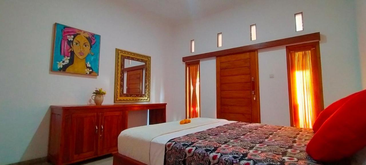 Tunjung Guest House Lovina Beach Buleleng  ภายนอก รูปภาพ