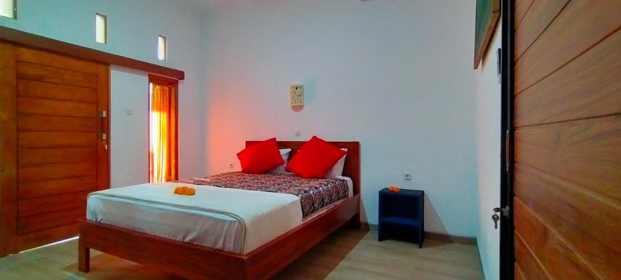 Tunjung Guest House Lovina Beach Buleleng  ภายนอก รูปภาพ